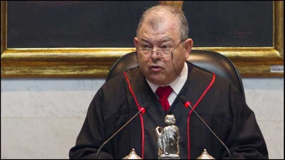 La magistrada enfrentada con el presidente del Tribunal, Edgar Elías Azar