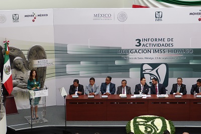 El gobernador Omar Fayad, presente en el tercer informe de actividades del IMSS Hidalgo