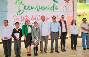 Titular del IHE realizó gira de trabajo por escuelas de San Bartolo Tutotepec