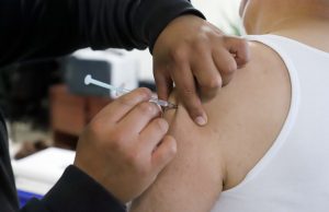 Prevención de infecciones respiratorias agudas durante las fiestas patrias