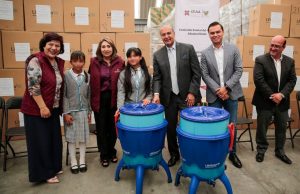 IHE y CEAA entregaron purificadores de agua a planteles de educación básica