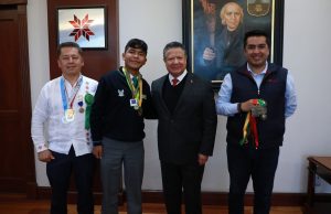 Reconoce Menchaca Salazar a integrantes del Cobaeh