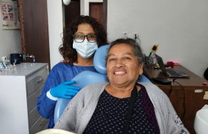 IAAMEH entrega prótesis dentales de forma gratuita