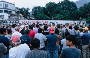 Alcalde de Huejutla se compromete a resolver problema de drenaje en Tehuetlán