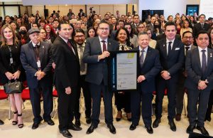 Debe existir unión sociedad-gobierno para combatir a la corrupción: Julio Menchaca