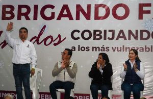 Huejutla fortalece su compromiso con las familias vulnerables con la entrega de cobijas