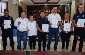 Reforzando la seguridad: toma de protesta de la Comisión de Honor y Justicia en Huejutla