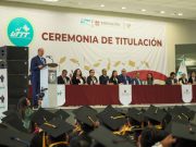 Titular de la SEPH entregó títulos a egresados de la UTTT
