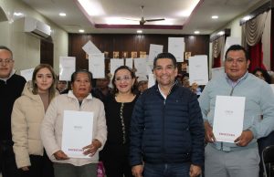 Entrega de escrituras fortalece la certeza jurídica y el patrimonio de las familias