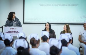 Edda Vite realiza imposición de cofias a 26 alumnas del CMH