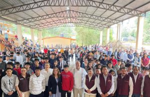 Gobierno del estado entregó equipamiento a escuela de Chapulhuacán