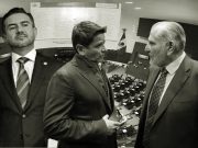 CUAUHTÉMOC OCHOA ES REMOVIDO DE LA COMISIÓN DE HACIENDA DEL SENADO, POR ATENTAR CONTRA EL SALARIO DE LOS MEXICANOS