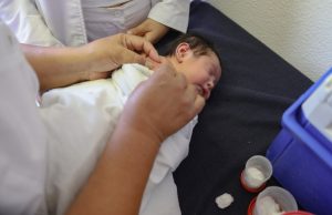 IMSS Bienestar Hidalgo invita a vacunar a menores de cinco años y embarazadas para prevenir la tos ferina