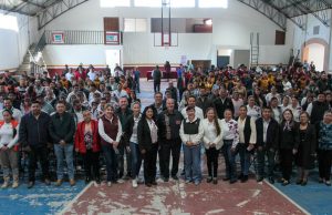 SEPH entrega apoyos educativos en Tenango de Doria