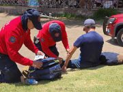 Bomberos brindan atención médica a visitantes