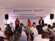 Entrega de Constancias a 75 personas operadoras de transporte público