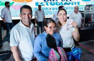 Exitoso festejo del Día del Estudiante en Huejutla