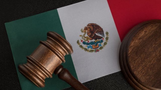 estepais-shutterstock_constitucion-mexicana