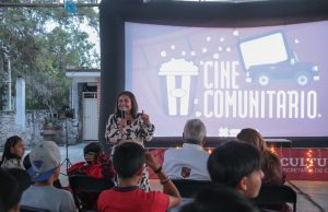Arranca el Cine Comunitario con risas, cine y comunidad en San Agustín Metzquititlán