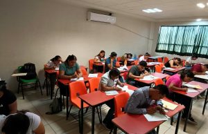 Docentes indígenas presentan valoración en lenguas originarias