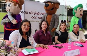 Los Súper Agentes visitan a estudiantes del CAM5 en Tulancingo