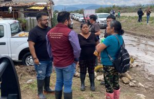 Despacho del Gobernador y Servidores del Pueblo colaboran en acciones de limpieza en Los Tuzos