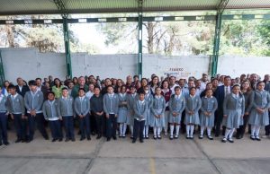 Natividad Castrejón entregó mobiliario en Atotonilco El Grande y Huasca de Ocampo