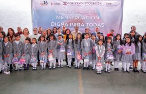 Entrega IHE donativos del Proyecto Menstruación Digna