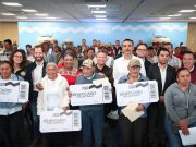 Gobierno de Hidalgo recibe 700 tinacos de Grupo Modelo para familias de Apan