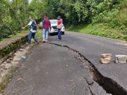SIPDUS comienza desalojo de derrumbes en Chapulhuacán