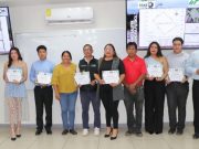 Estudiantes entregan planos topográficos a comunidad El Salitre