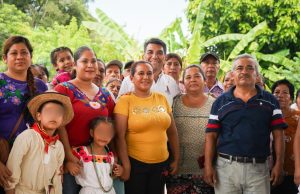 Alfredo San Román inicia construcción de puente en Poxtla Coacuilco