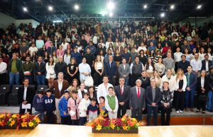 Miguel Tello presenta en la FUL 2025 el libro “Economía Solidaria. Un modelo de asociatividad para el desarrollo rural”