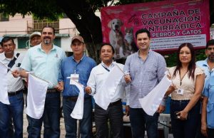 Inicia en Huejutla la campaña de vacunación antirrábica canina y felina