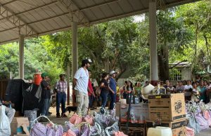 Gobierno de Hidalgo entrega apoyos y supervisa daños en la Sierra Gorda