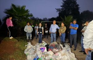 Contraloría de Hidalgo entrega más de seis toneladas de ayuda a familias afectadas en Tlanchinol