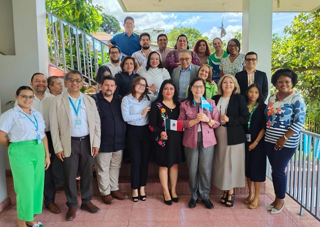 Fortalecen formación docente en reunión regional en Honduras (3) (1)