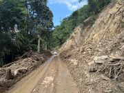 SIPDUS mantiene labores de desalojo y rehabilitación vial en zonas impactadas por deslaves