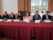 Sesiona Consejo Directivo de Educación Básica