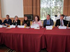 Sesiona Consejo Directivo de Educación Básica