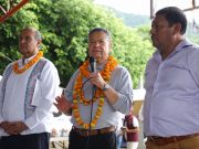 Julio Menchaca recorre comunidades afectadas de la Huasteca hidalguense