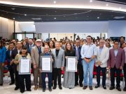 Julio Menchaca entrega Premio Hidalgo de Ciencia y Tecnología 2025