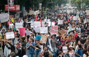 LA DISPUTA POR EL “PUEBLO”: POLARIZACIÓN Y DEMOCRACIA EN MÉXICO