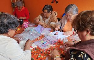 Con talleres impulsan desarrollo de personas adultas mayores en Hidalgo
