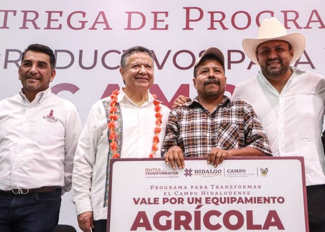 04 DICIEMBRE 2025_GOBERNADOR_ENTREGA DE APOYOS A CAMPO_HUEJUTLA-65
