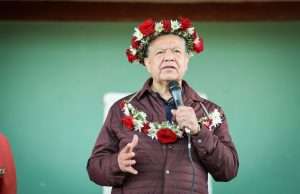 Menchaca refuerza la reconstrucción en Lolotla con obras y programas sociales