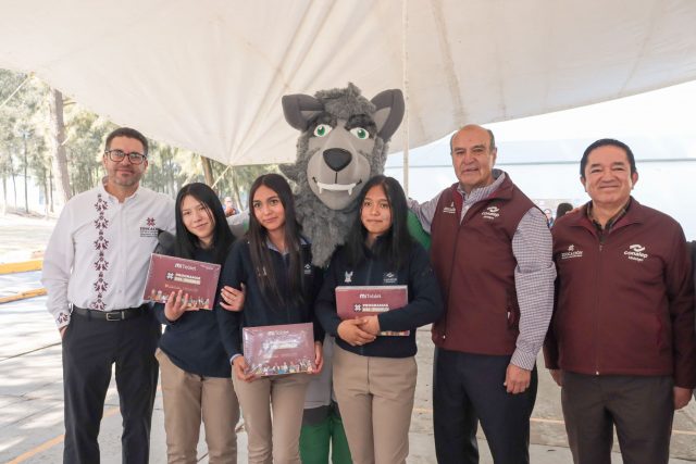 Educación digital llega a 560 estudiantes del Conalep Tepeji del Río (3)