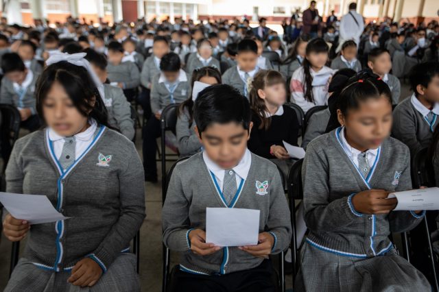 IHE fortalece hábitos de lectura y educación en valores (2)