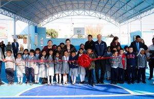 Inaugura Natividad Castrejón techumbre en Atotonilco de Tula