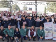 Natividad Castrejón entrega tabletas a estudiantes del Conalep Tulancingo